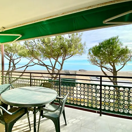 Marinella Holiday home