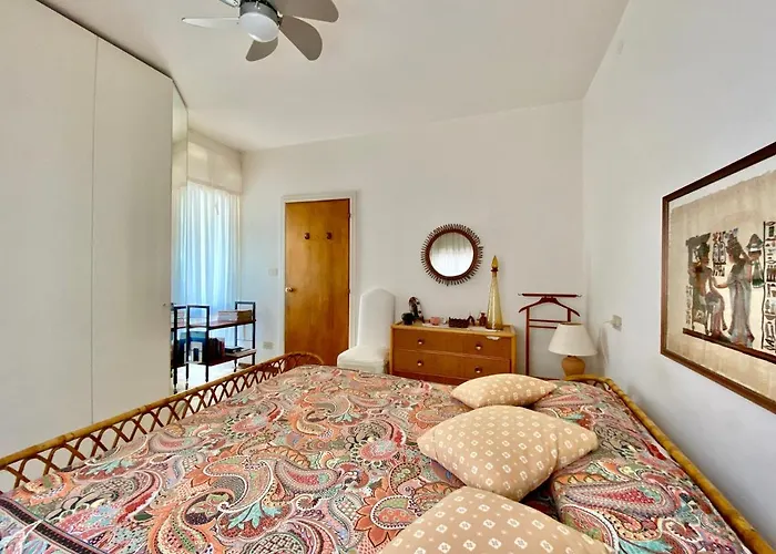 Marinella Semesterbostad