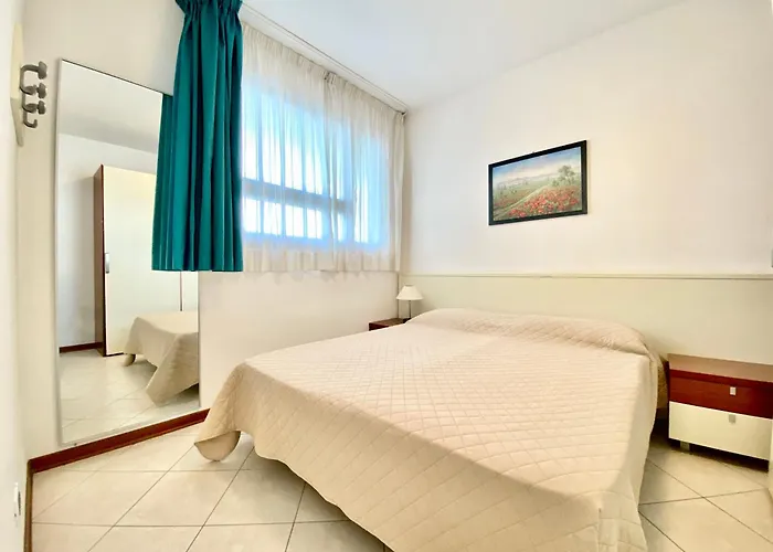 Semesterbostad Marinella *