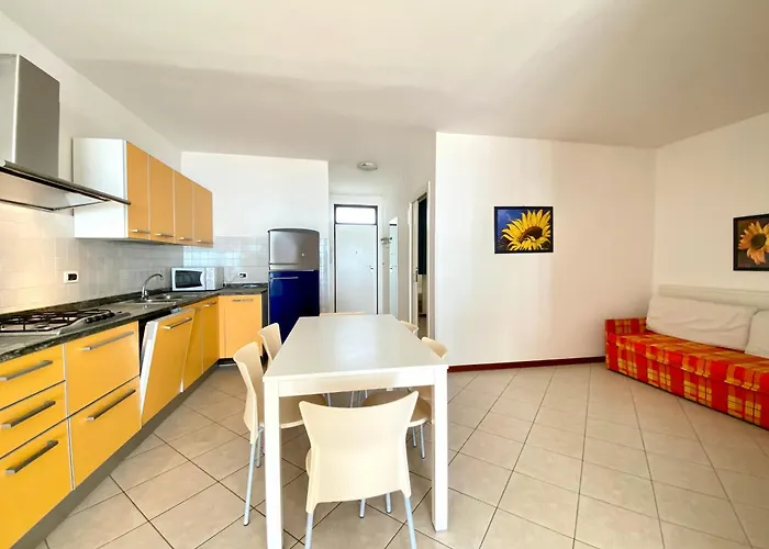 Marinella Semesterbostad *